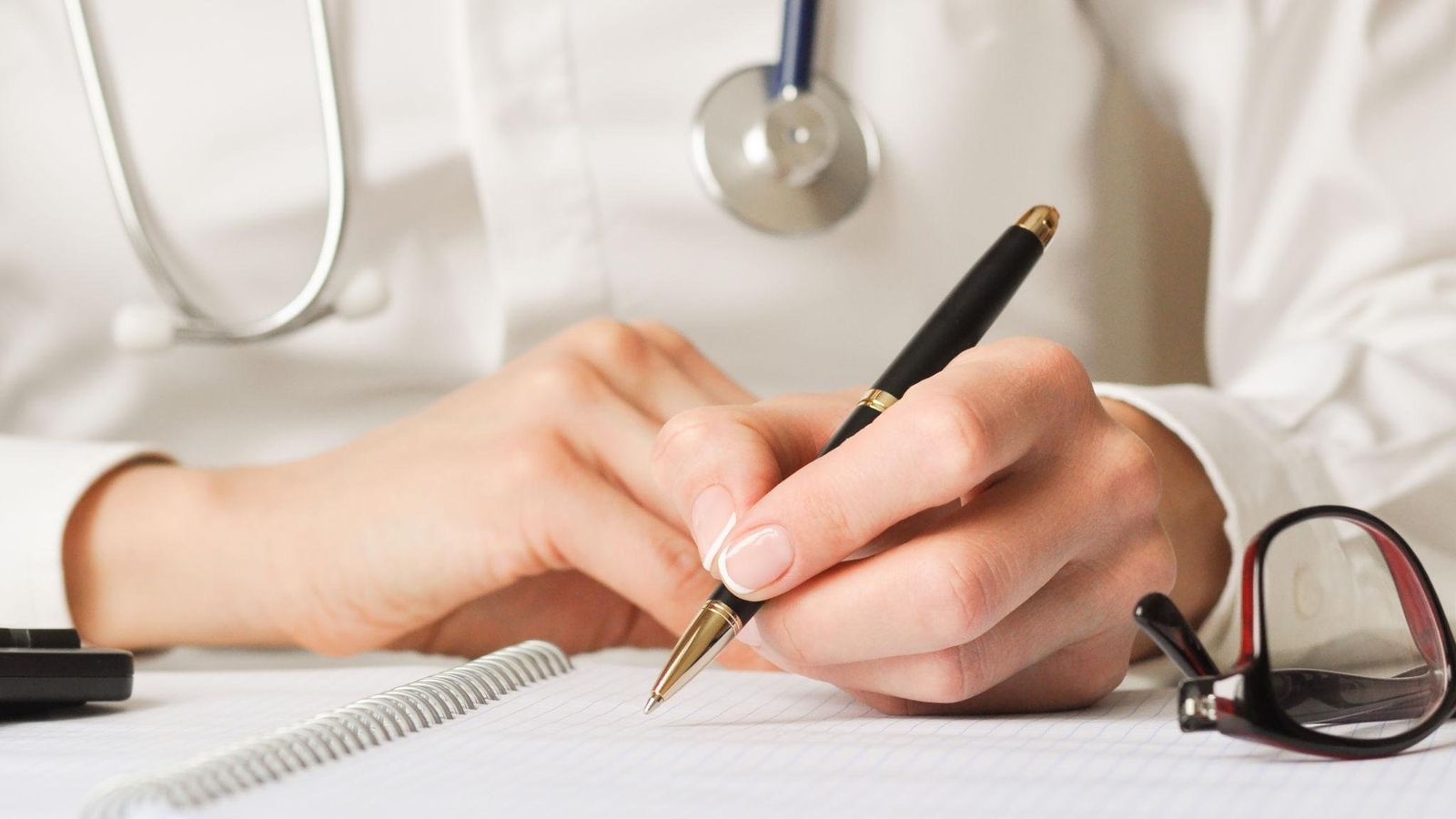 Pre-operative consultation and complete information